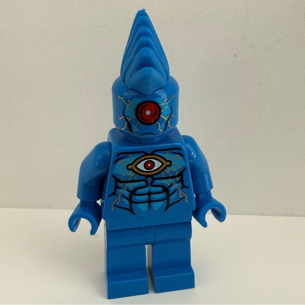 Lego DC Super Heroes Minifigure OMAC sh523